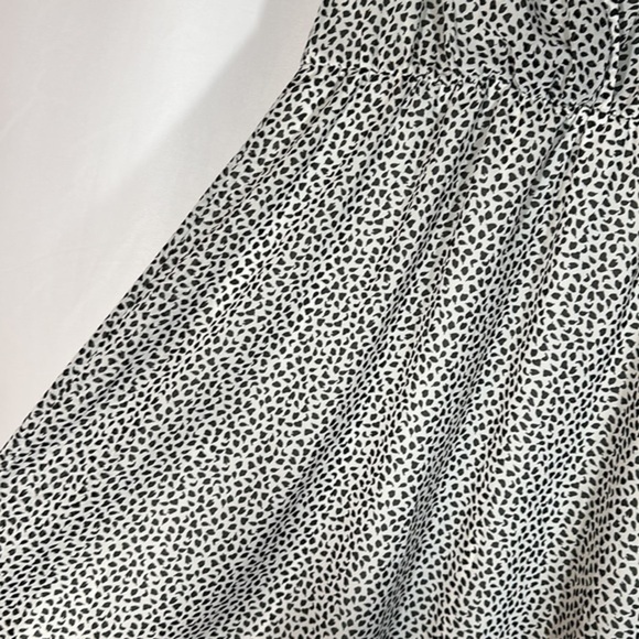 H&M Black & White Speckled Mini Chiffon Dress NWT - Picture 3 of 9